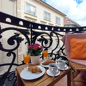 Super Chic With A Private Balcony Apartment Budapest